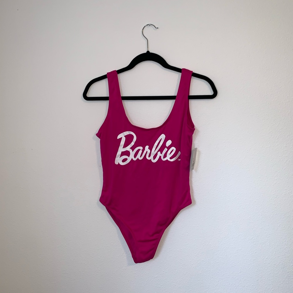 One piece swim suit NWT